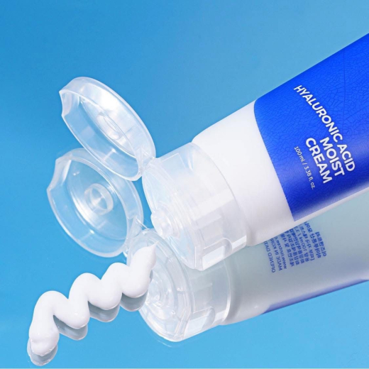 كريم مرطب بحمض الهيالورونيك للبشرة العادية والجافة  - من ايزنتري