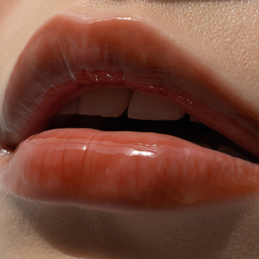 مرطب الشفاة المغذي مع 15%حماية من اشعة الشمس لون رقم 3 - من لوكا